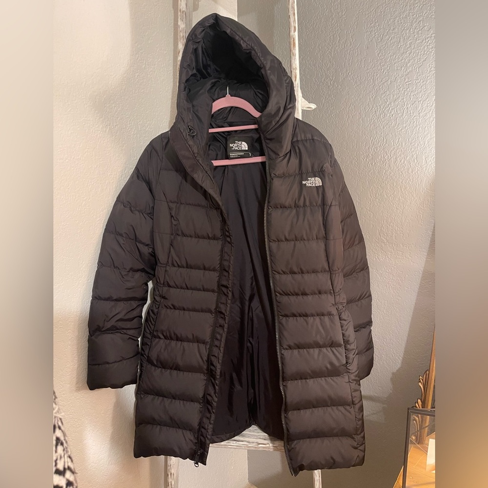 black north face long puffer